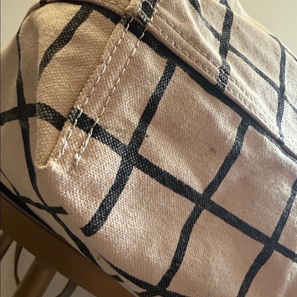 Madewell The Canvas Transport Tote in Windowpane Black - Picture 11 of 16